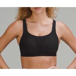 Lululemon Black Run Times Bra Size 38C High Impact Support Wireless Molded Cups